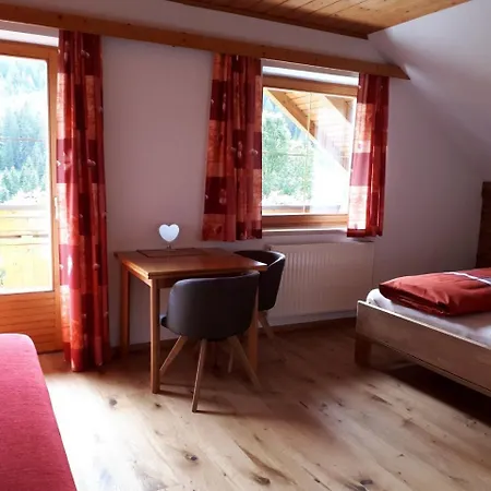 Lungau - Ferienwohnung Haus Esl